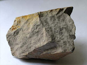 Aluminium ore